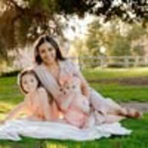 Meet your Posher, Perla